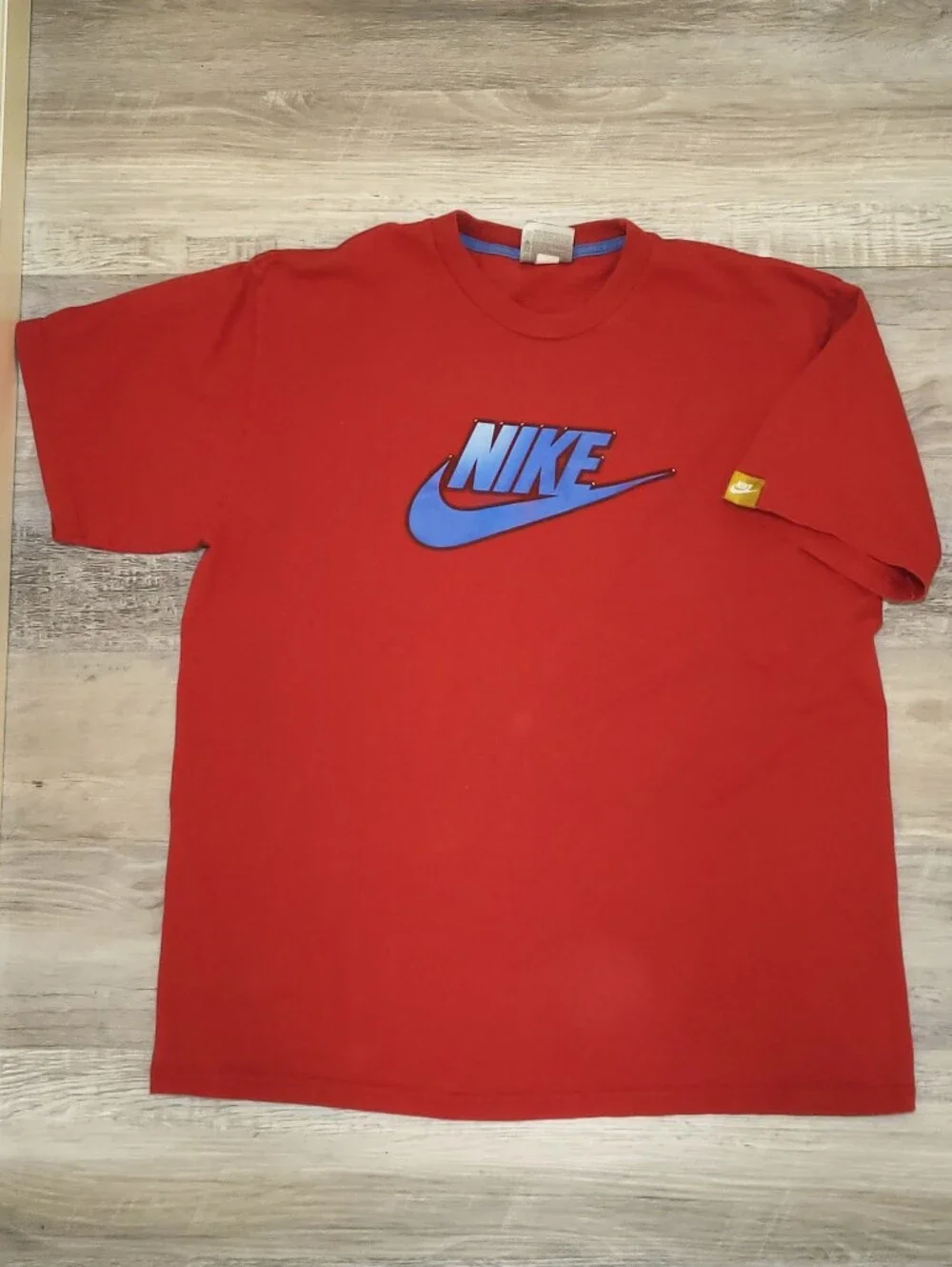 🛍Nike Y2K Red T-Shirt with Blue Swoosh Unisex XL